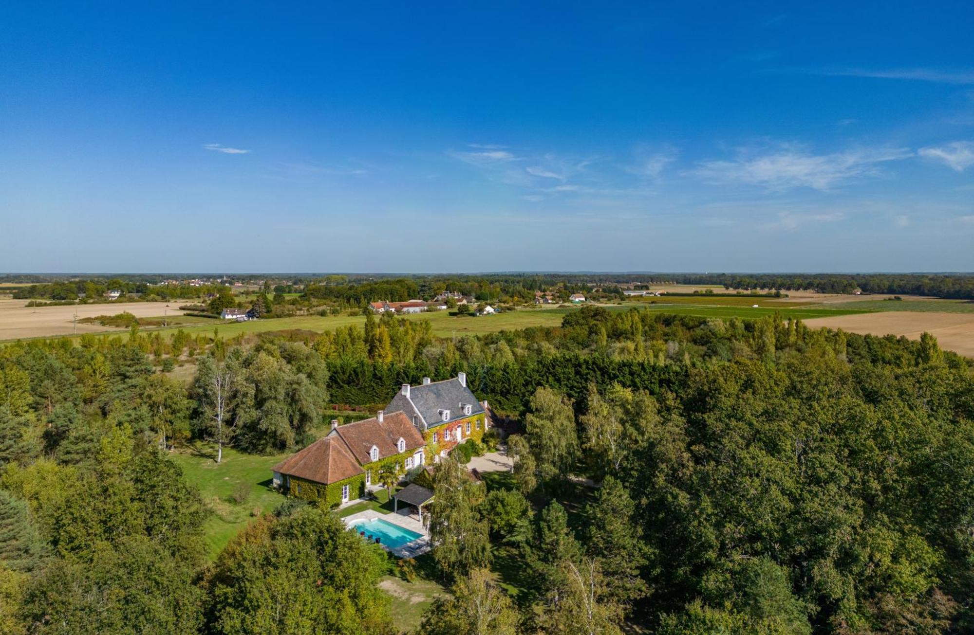 مبيت وإفطار Feings  Domaine De La Blonnerie المظهر الخارجي الصورة
